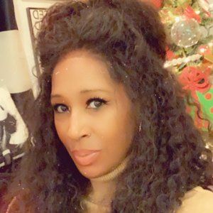 Meet your Posher, Rashawana